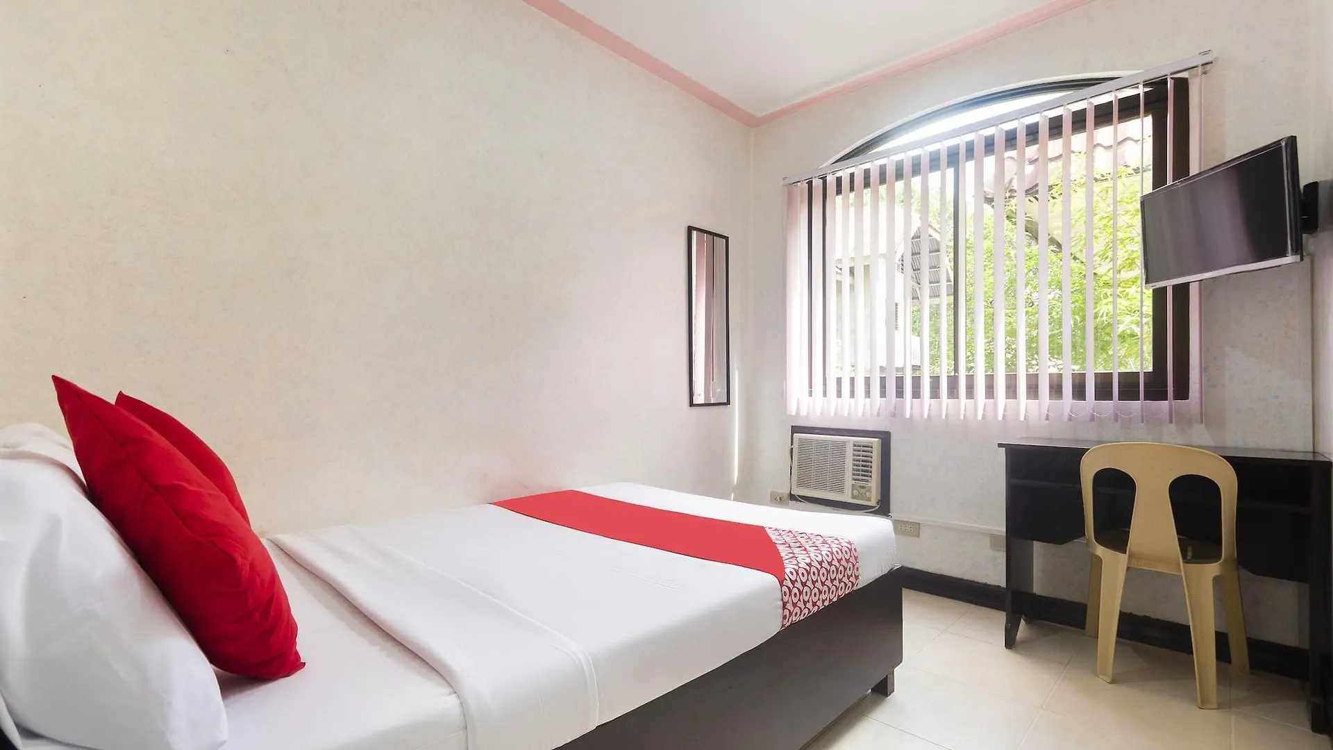 Coco Grove Tourist Inn Panglao