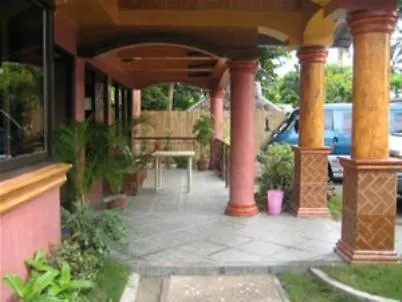 Coco Grove Tourist Inn Panglao 2*,