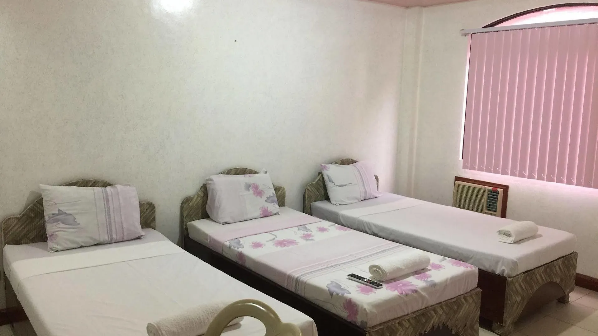 Coco Grove Tourist Inn Panglao